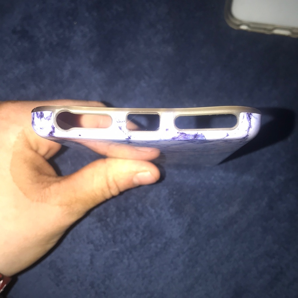 iPhone case - Picture 3 of 3